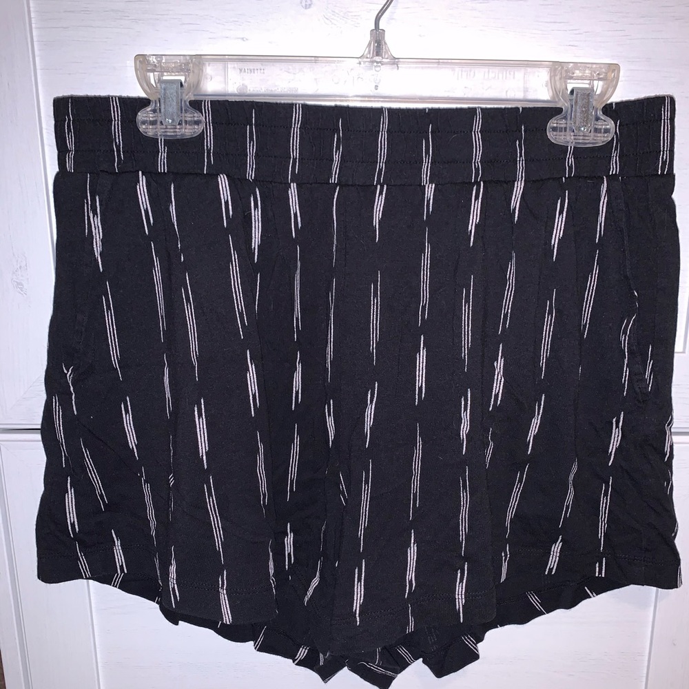 Black/White Patterned Shorts